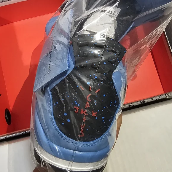 Travis Scott x AirJordan 4 Retro 'CactusJack'